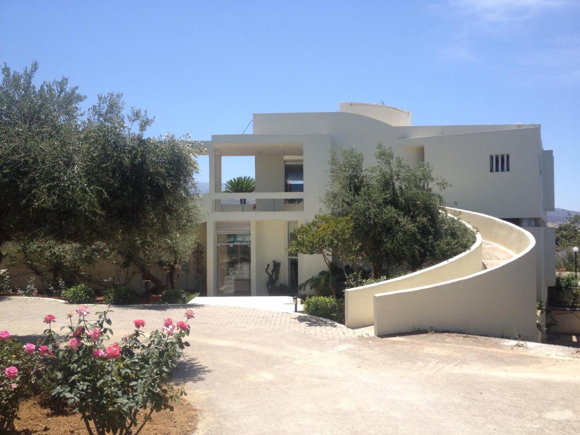 Hotel Rodon 3*